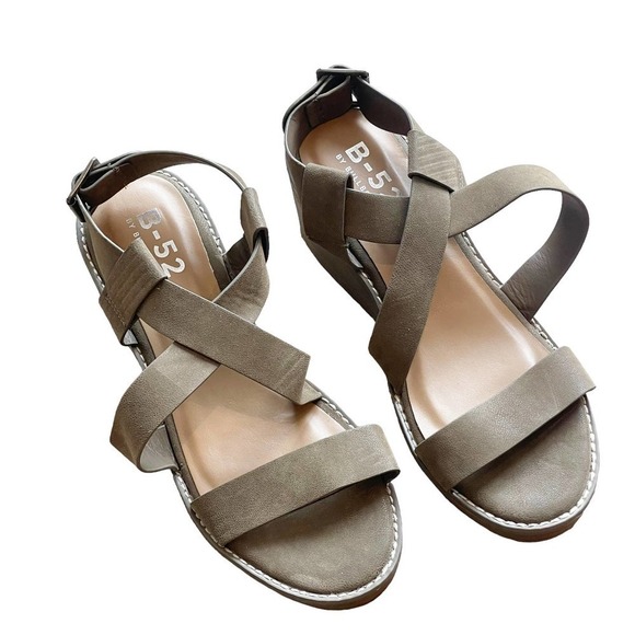 B-52 by Bullboxer Ivvy Sandals Adjustable Buckle Strap Olive Size 9 - Picture 7 of 12